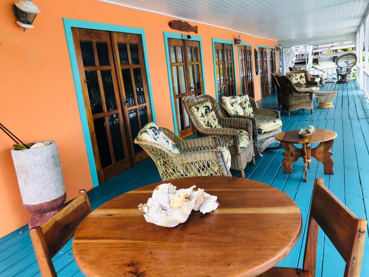 Coral Cove Inn Maya Beach Exterior photo
