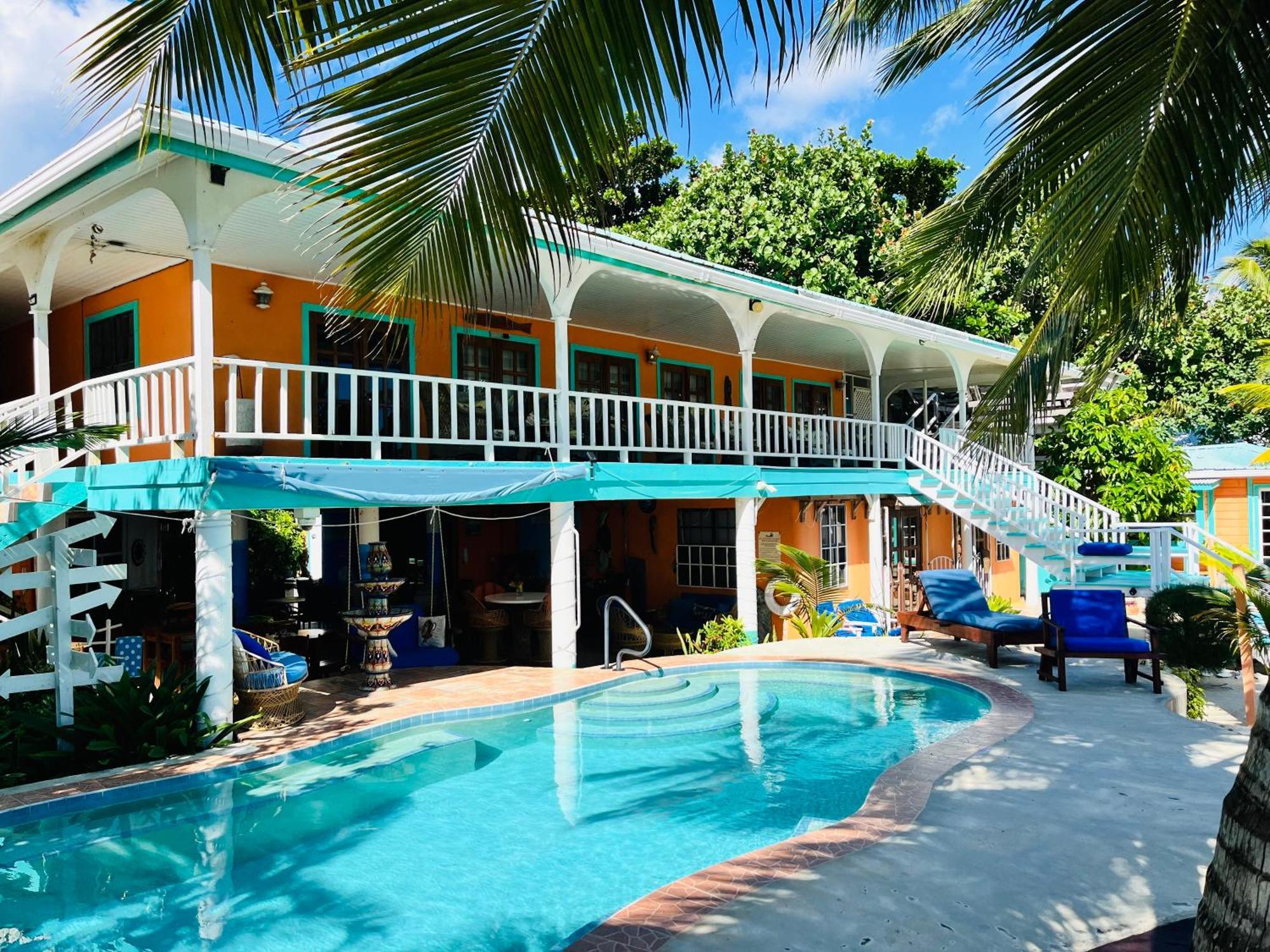 Coral Cove Inn Maya Beach Exterior photo